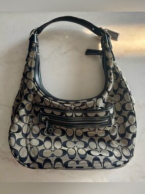 Coach Signature C Hobo Shoulder Bag #6070